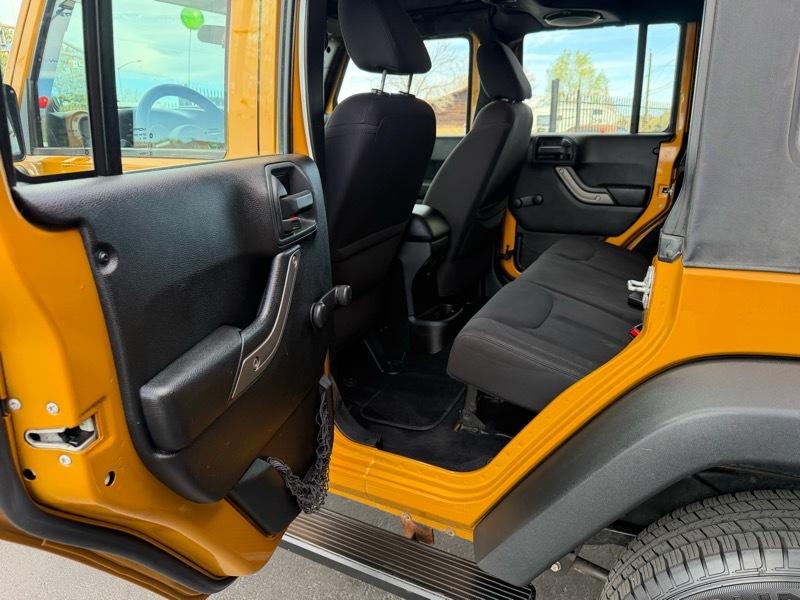 Jeep Wrangler Unlimited Sport 4WD 2014