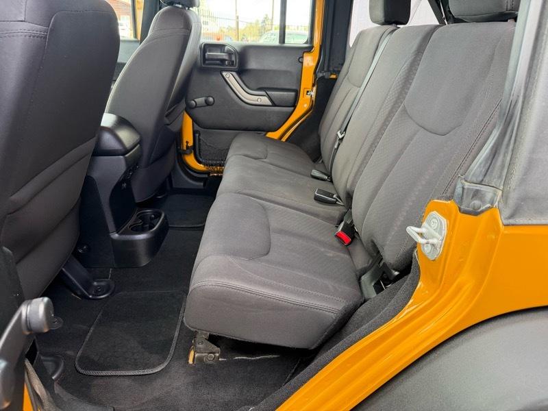 Jeep Wrangler Unlimited Sport 4WD 2014