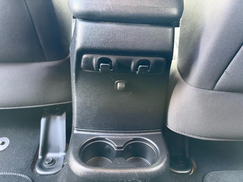 Jeep Wrangler Unlimited Sport 4WD 2014