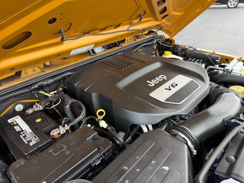 Jeep Wrangler Unlimited Sport 4WD 2014