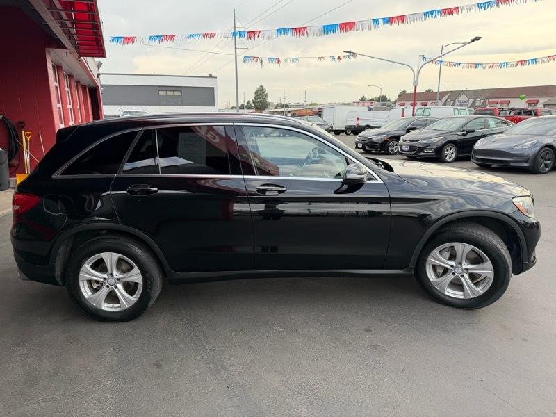 Mercedes-Benz GLC-Class GLC300 4MATIC 2016