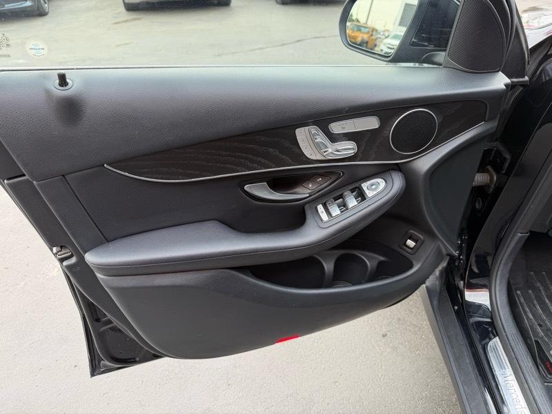 Mercedes-Benz GLC-Class GLC300 4MATIC 2016