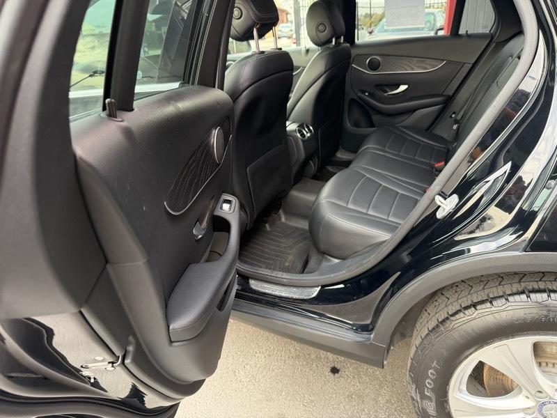 Mercedes-Benz GLC-Class GLC300 4MATIC 2016
