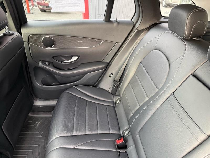 Mercedes-Benz GLC-Class GLC300 4MATIC 2016