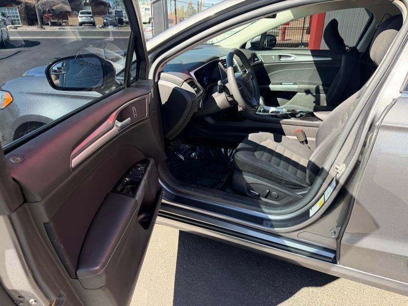 Ford Fusion SE 2014
