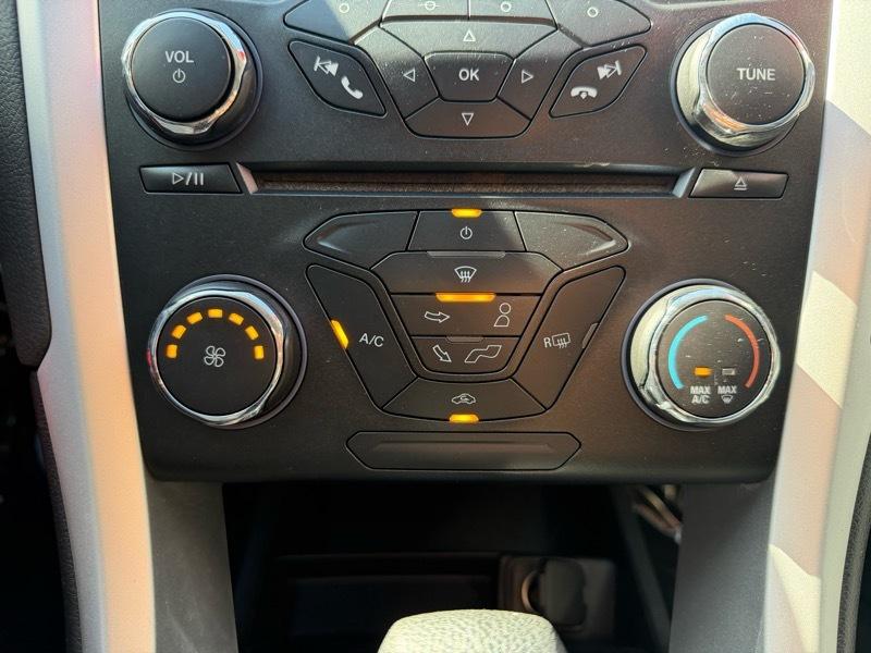 Ford Fusion SE 2014