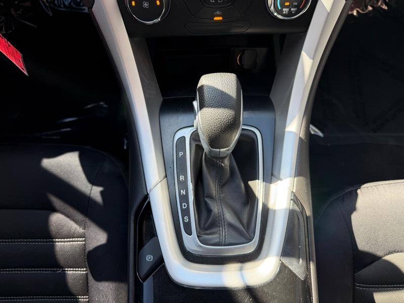Ford Fusion SE 2014