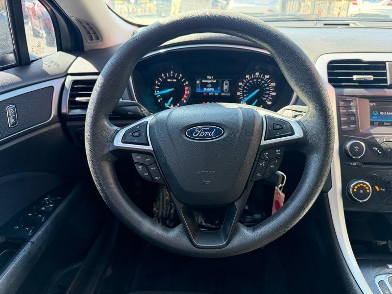 Ford Fusion SE 2014