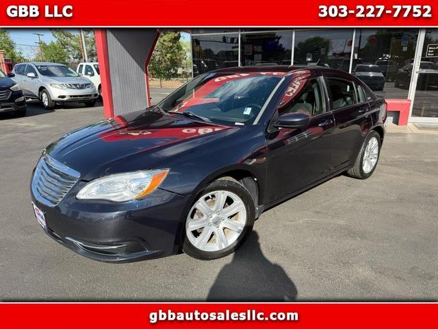 2011 Chrysler 200 Touring Sedan FWD