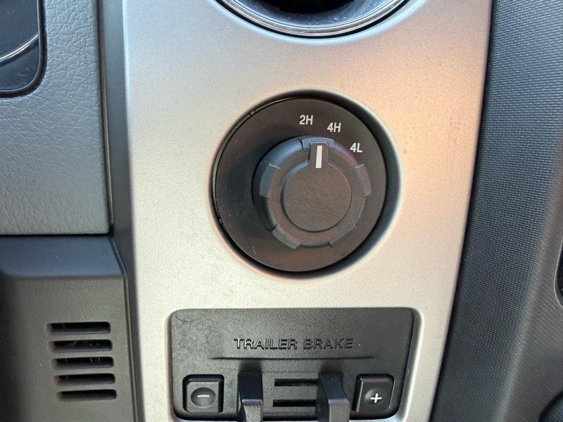 Ford F-150 XLT SuperCrew 5.5-ft. Bed 4WD 2013