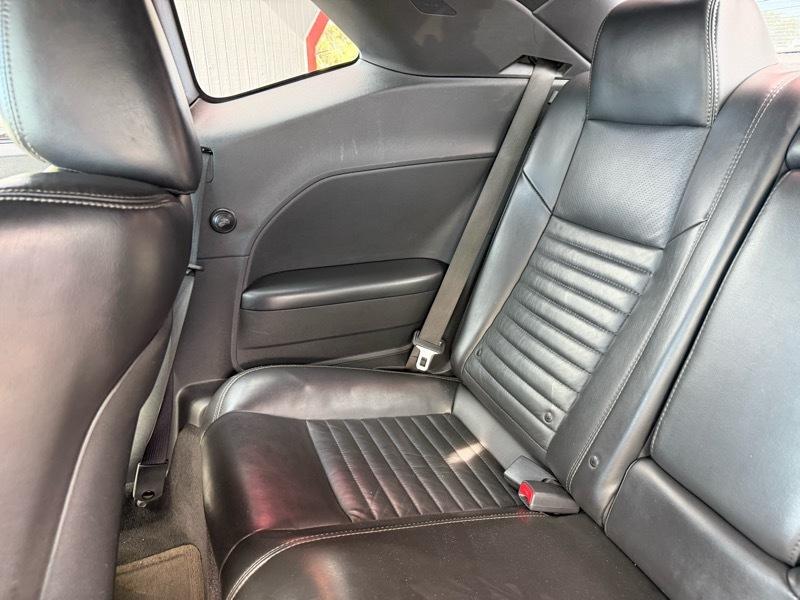 Dodge Challenger SXT 2013