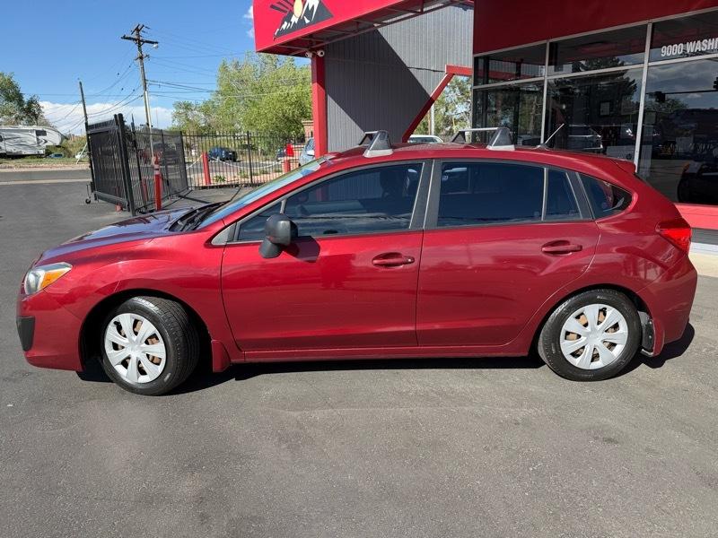 Subaru Impreza Base 5-Door 2012