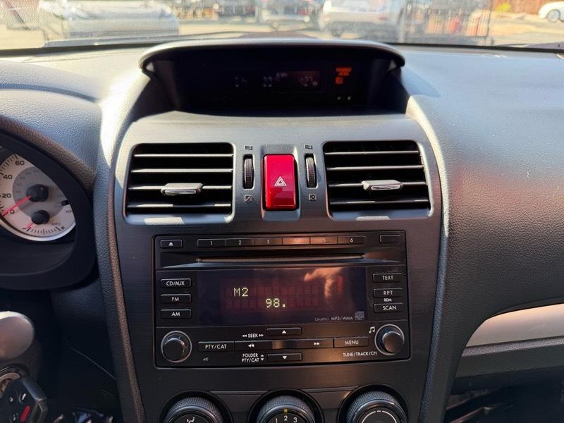 Subaru Impreza Base 5-Door 2012