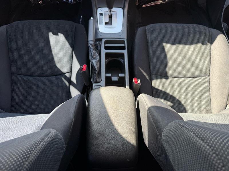 Subaru Impreza Base 5-Door 2012