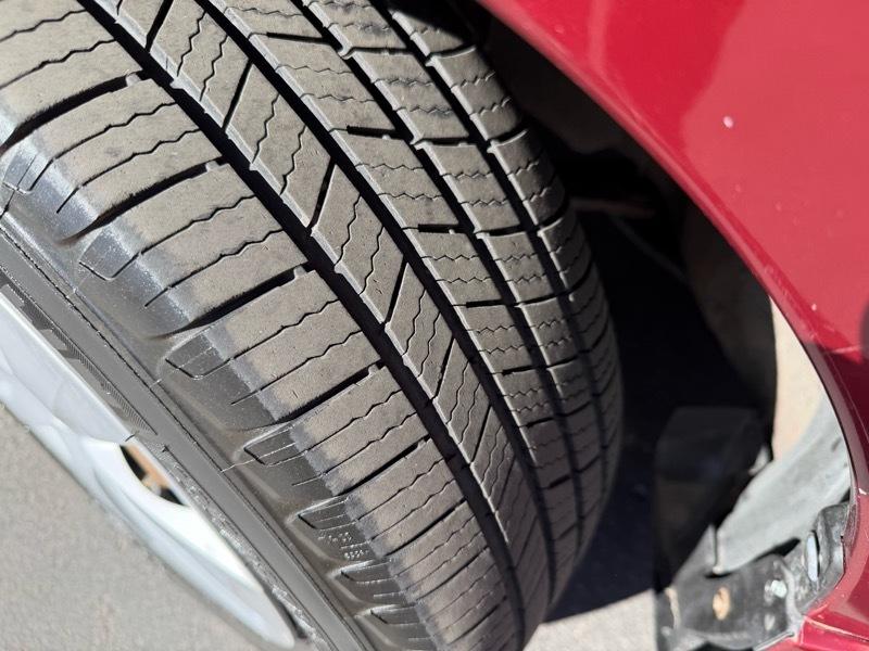 Subaru Impreza Base 5-Door 2012