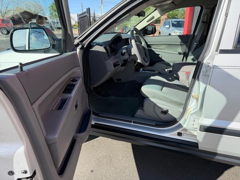 Jeep Grand Cherokee Laredo 4WD 2007