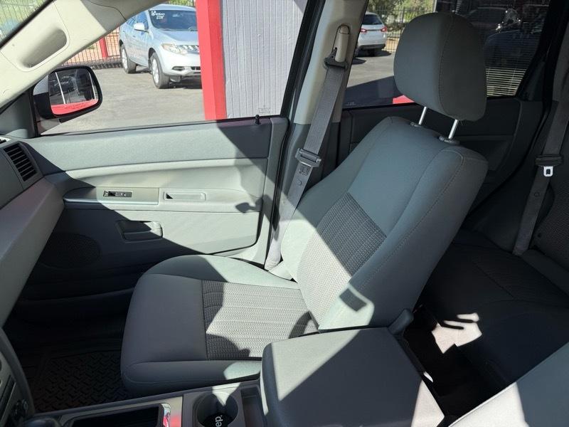 Jeep Grand Cherokee Laredo 4WD 2007