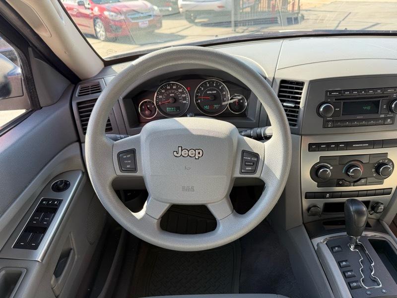 Jeep Grand Cherokee Laredo 4WD 2007