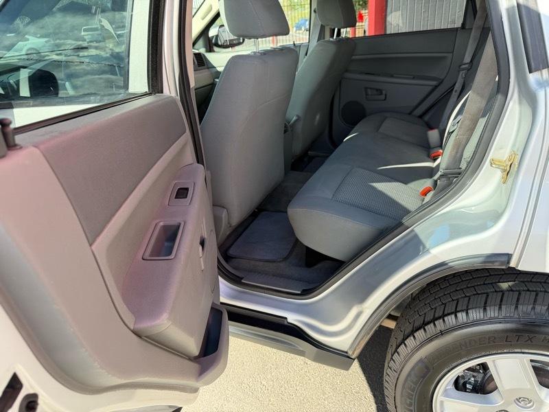 Jeep Grand Cherokee Laredo 4WD 2007