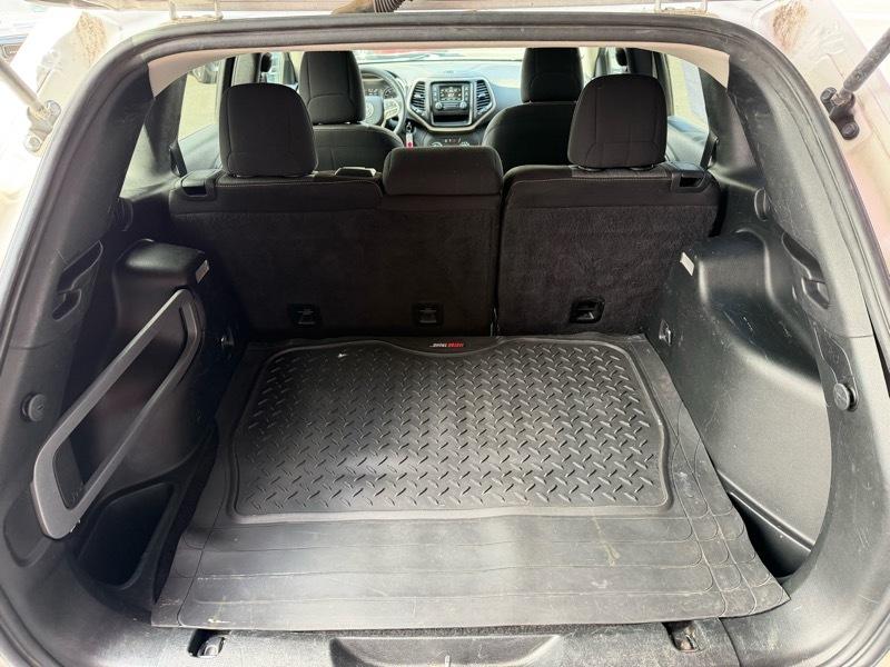 Jeep Cherokee Latitude FWD 2018