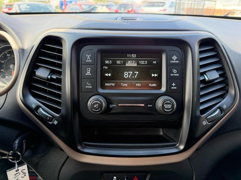 Jeep Cherokee Latitude FWD 2018