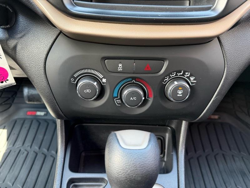 Jeep Cherokee Latitude FWD 2018