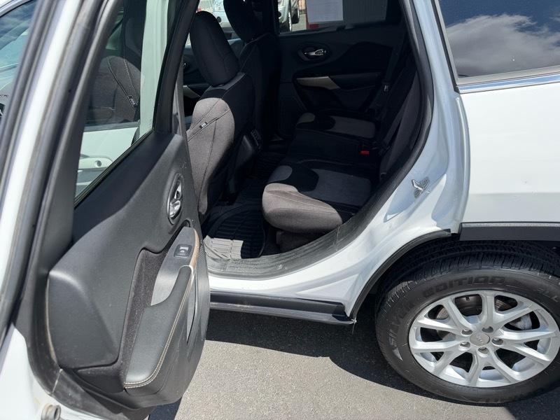 Jeep Cherokee Latitude FWD 2018