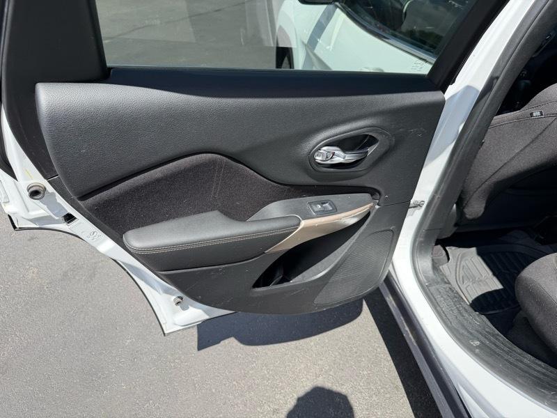 Jeep Cherokee Latitude FWD 2018