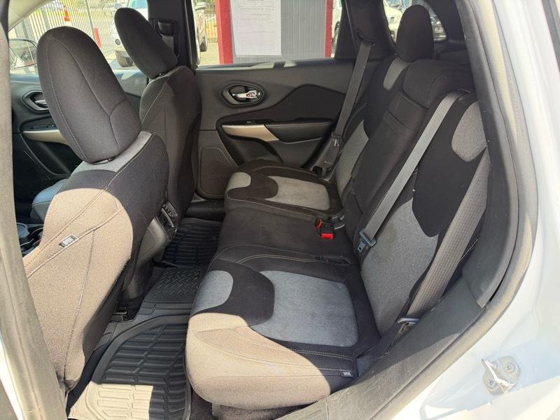 Jeep Cherokee Latitude FWD 2018