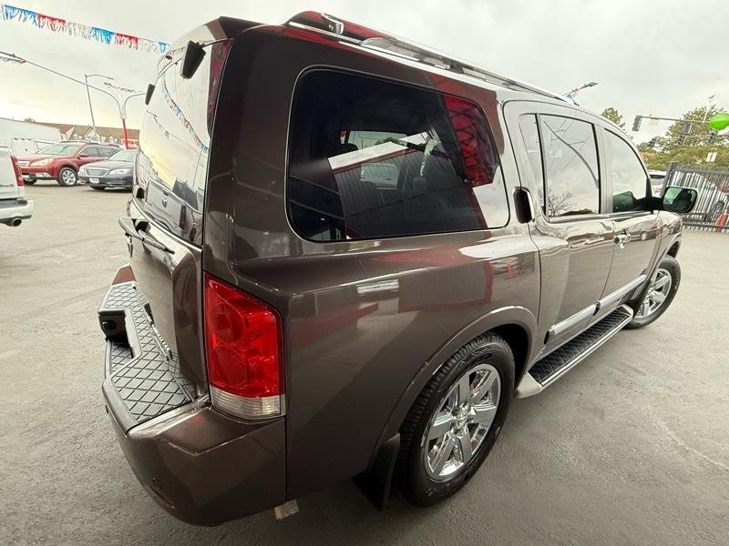 Nissan Armada Platinum 4WD 2014