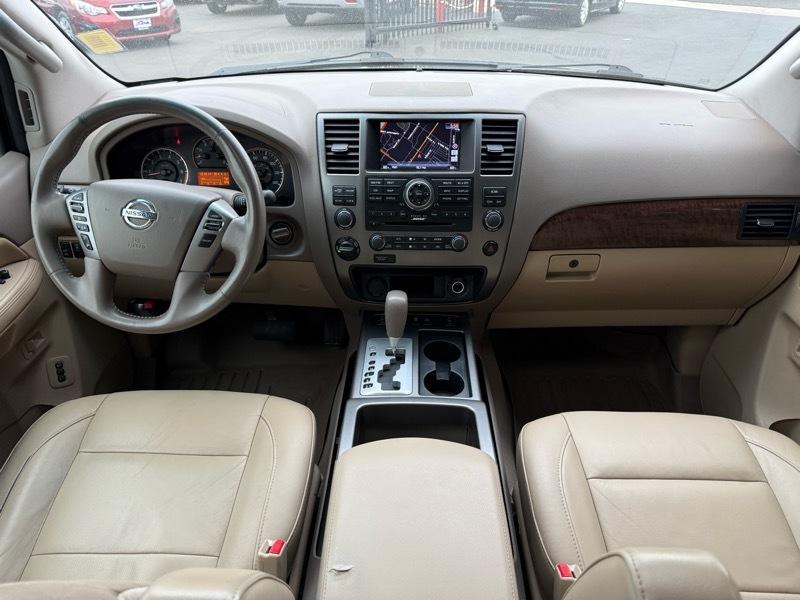 Nissan Armada Platinum 4WD 2014