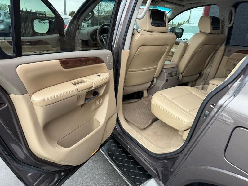 Nissan Armada Platinum 4WD 2014