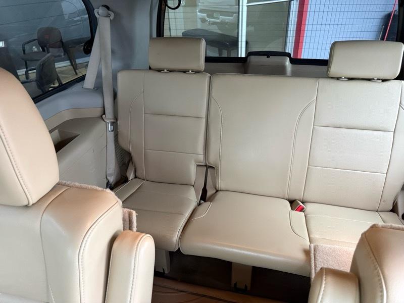 Nissan Armada Platinum 4WD 2014