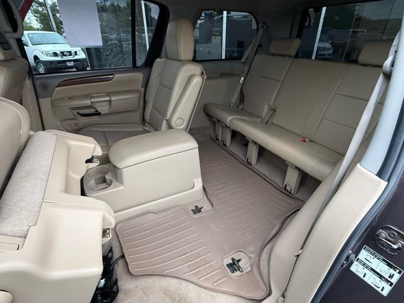 Nissan Armada Platinum 4WD 2014