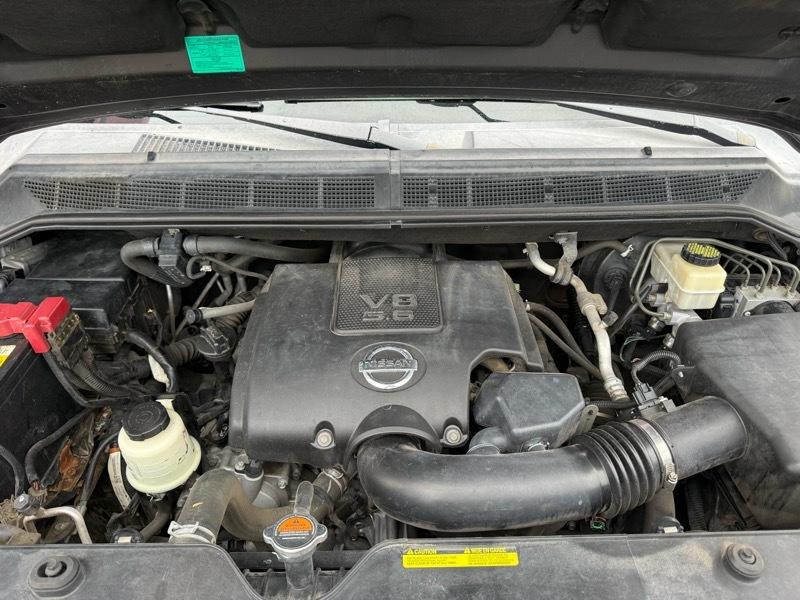 Nissan Armada Platinum 4WD 2014