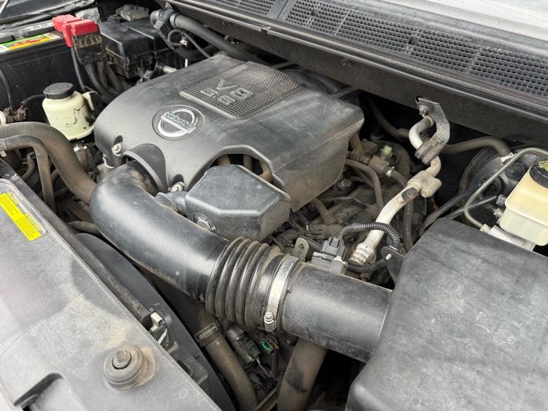 Nissan Armada Platinum 4WD 2014