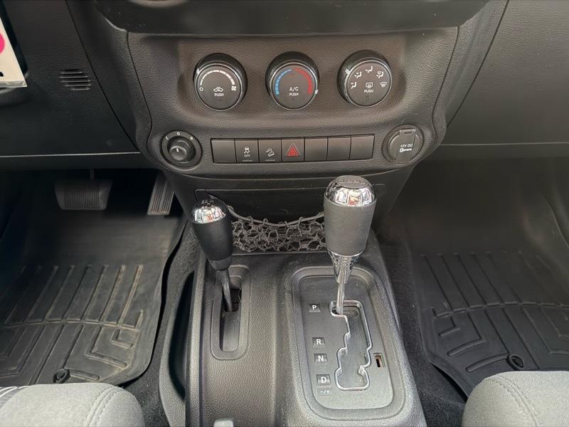 Jeep Wrangler Sport 4WD 2012