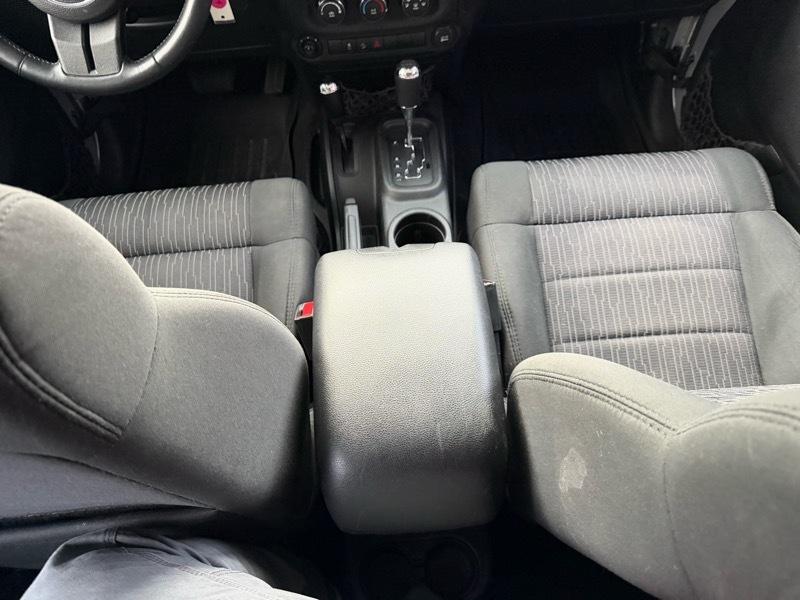 Jeep Wrangler Sport 4WD 2012