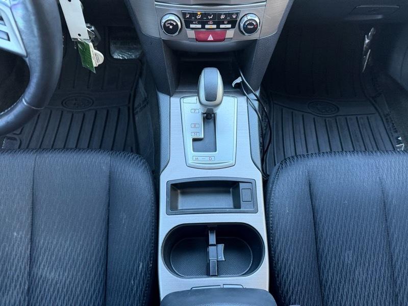 Subaru Legacy 2.5i Premium 2012