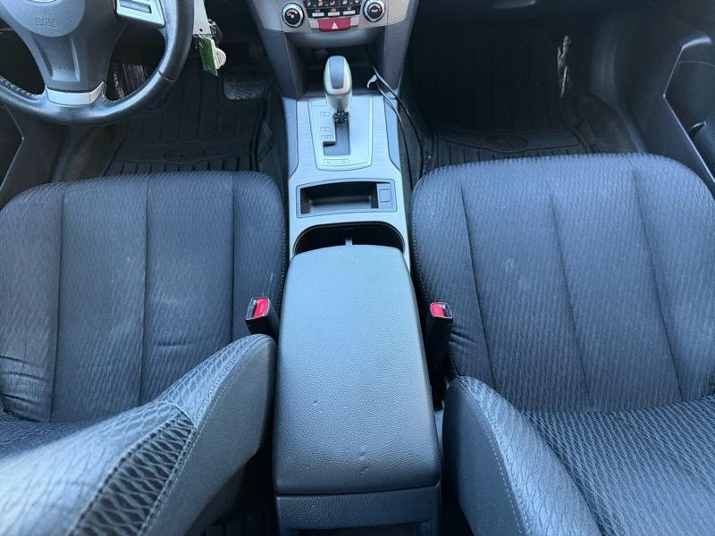 Subaru Legacy 2.5i Premium 2012