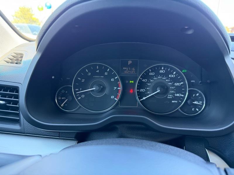 Subaru Legacy 2.5i Premium 2012