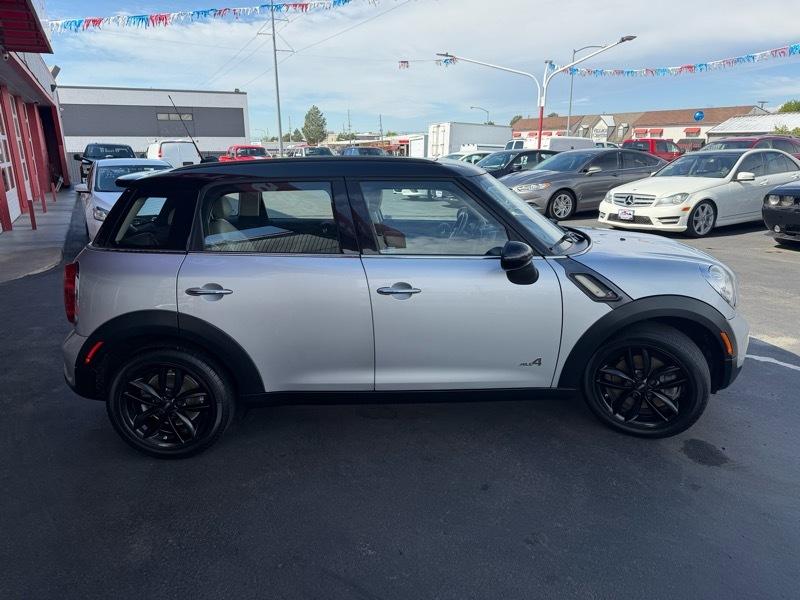 MINI Countryman S ALL4 2012