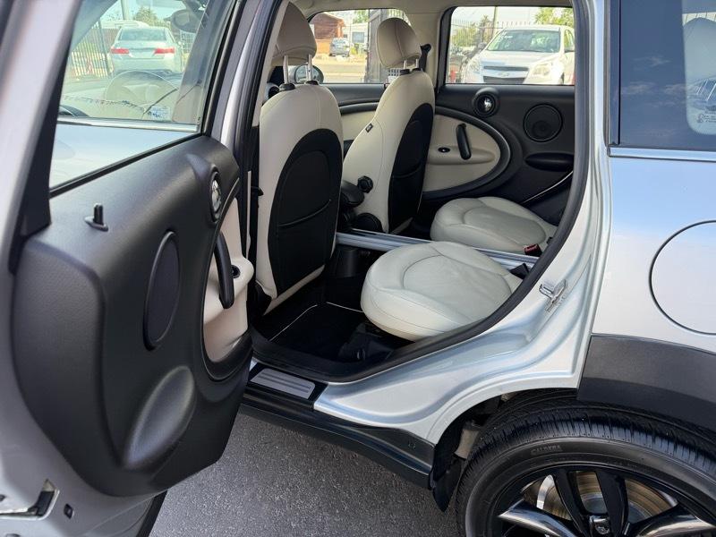 MINI Countryman S ALL4 2012