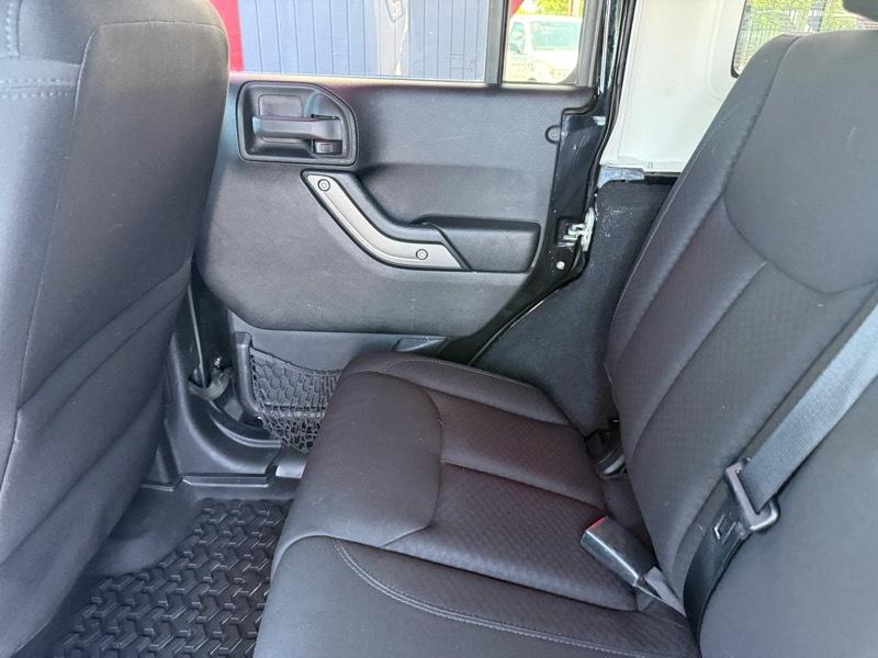 Jeep Wrangler Unlimited Sport 4WD 2015
