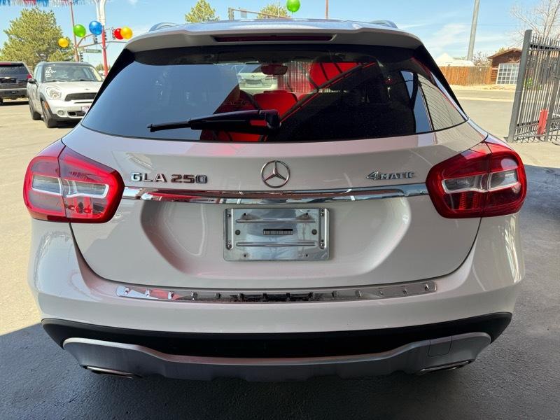 Mercedes-Benz GLA-Class GLA250 4MATIC 2018