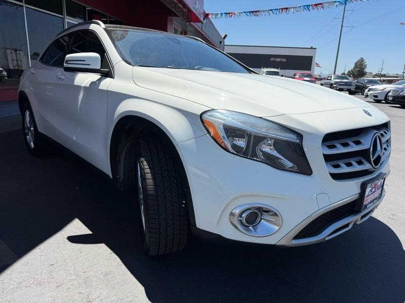 Mercedes-Benz GLA-Class GLA250 4MATIC 2018