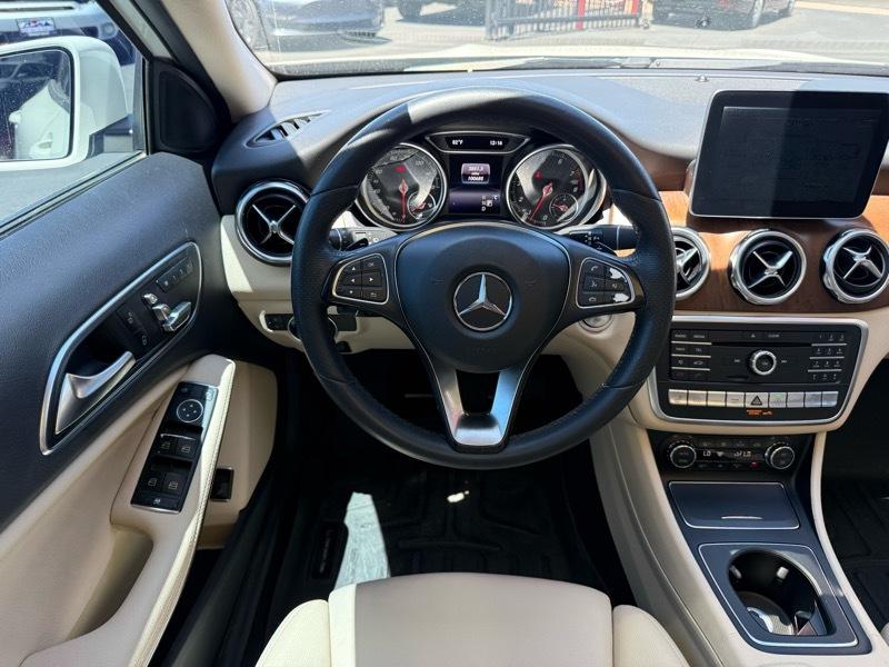 Mercedes-Benz GLA-Class GLA250 4MATIC 2018