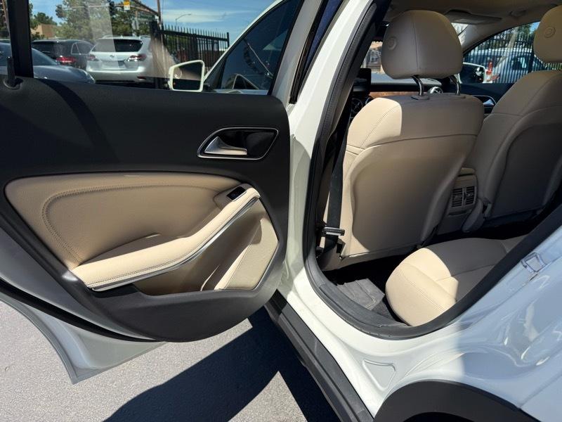Mercedes-Benz GLA-Class GLA250 4MATIC 2018