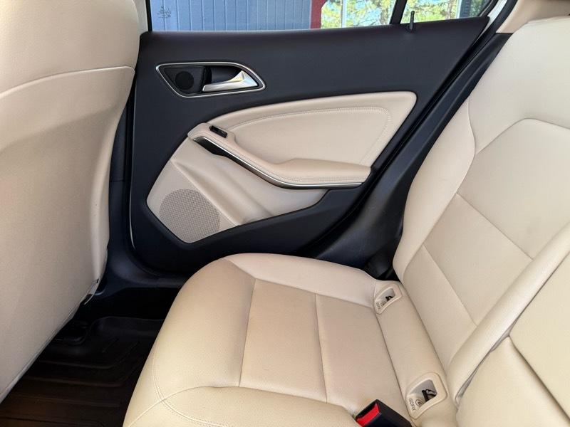 Mercedes-Benz GLA-Class GLA250 4MATIC 2018