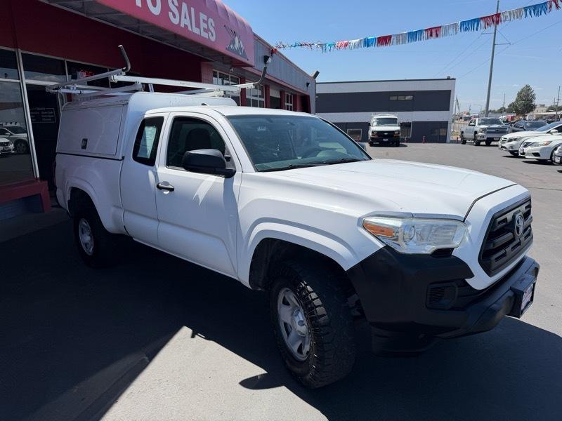 Toyota Tacoma SR5 Access Cab I4 6AT 2WD 2016